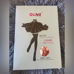 Qlne DIy  stockings NWT